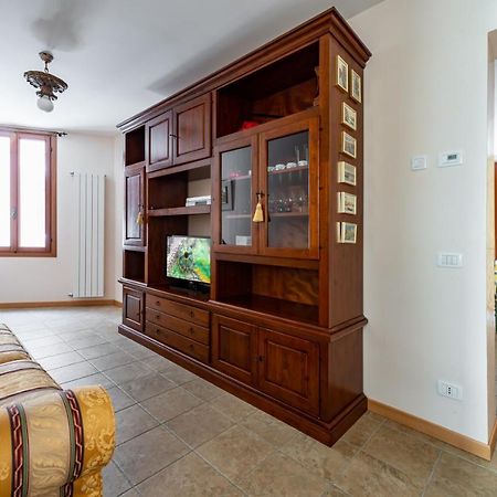 Arsenale Duplex Apartment เวนิส ภายนอก รูปภาพ